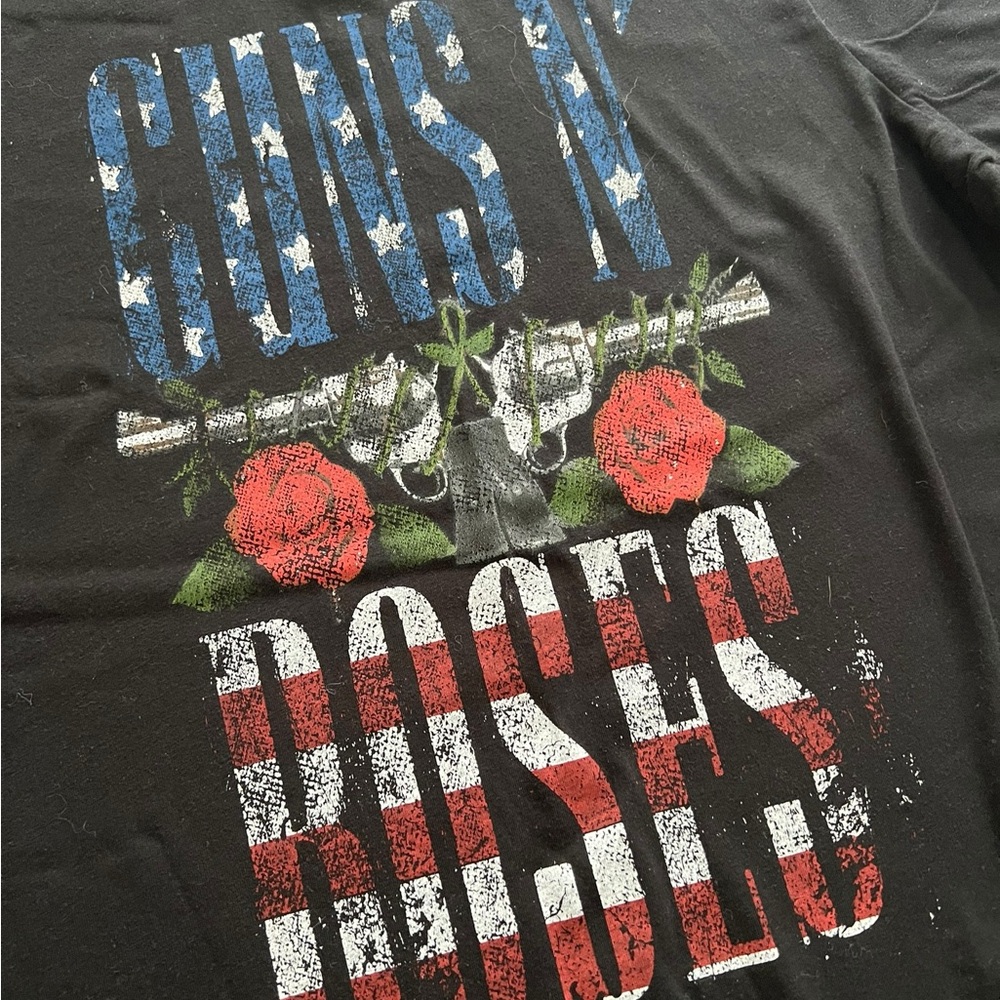 Guns N' Roses Men's T-Shirt Size XL - Picture 2 of 6